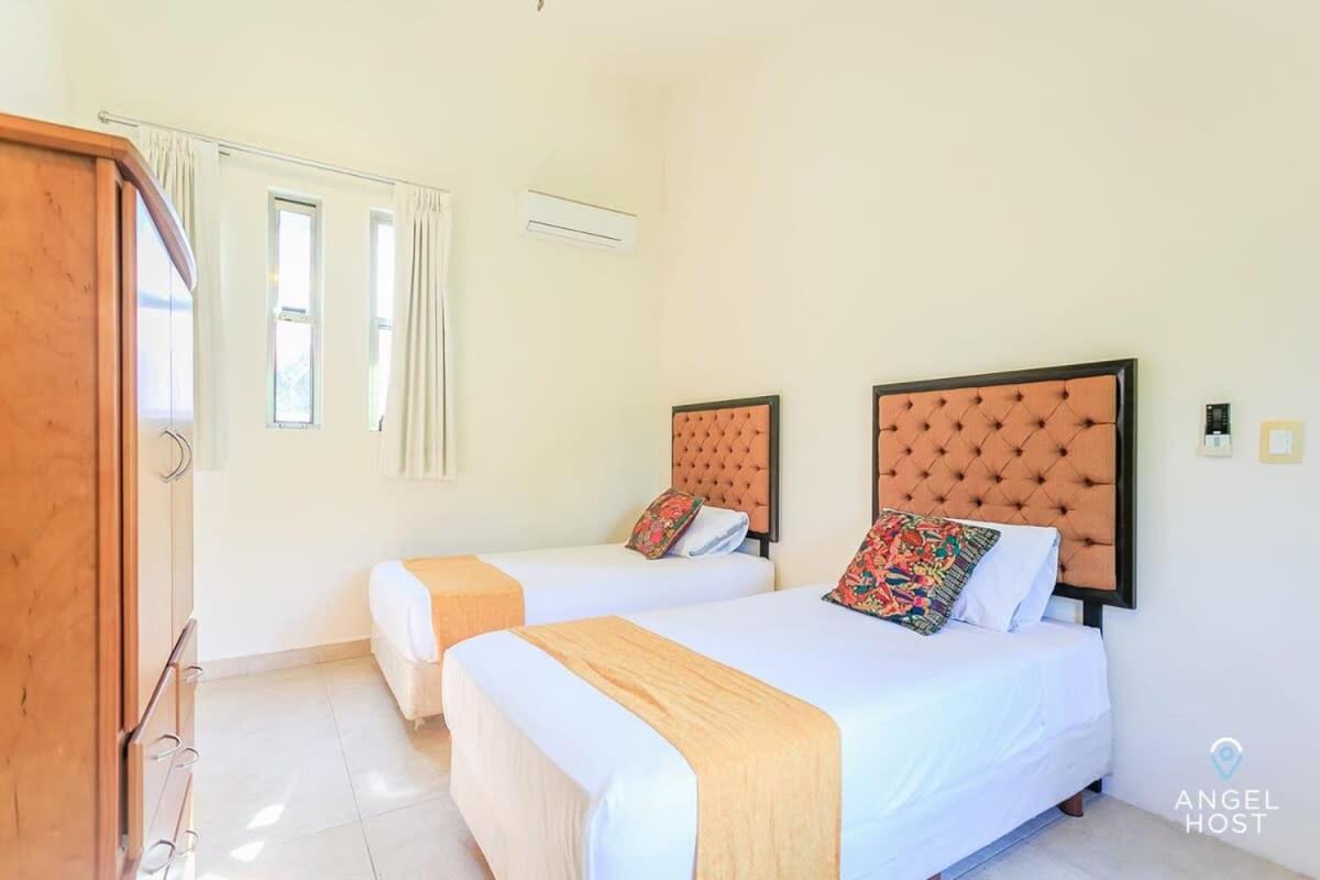 With Private Pool & Large Garden In Playacar *